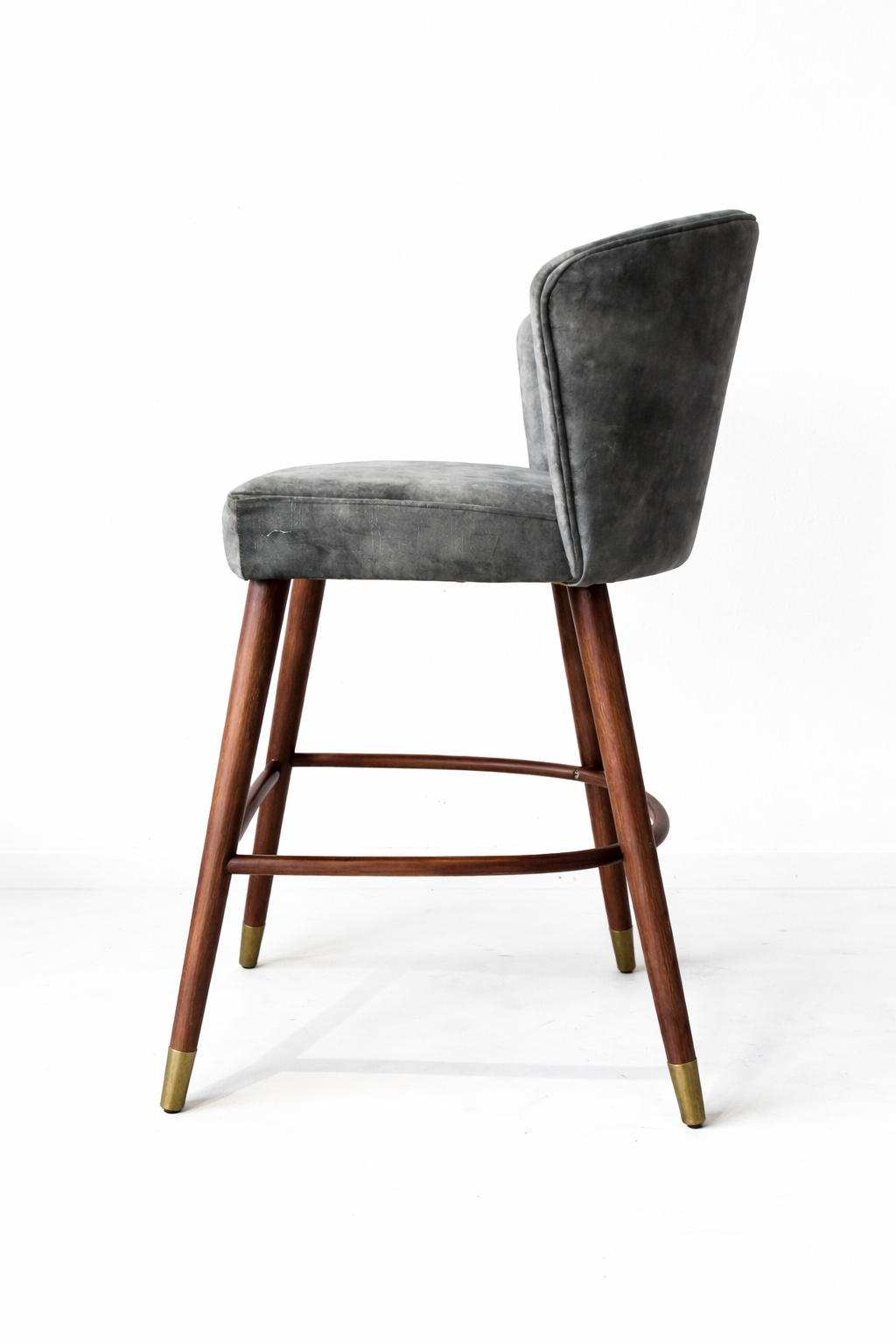 ARIEL Stool