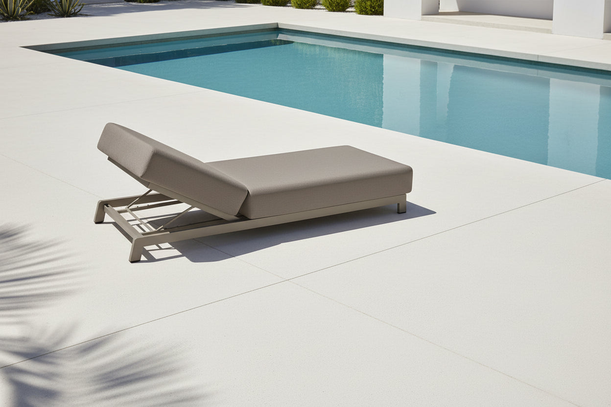 DOMOLUX Sunbed