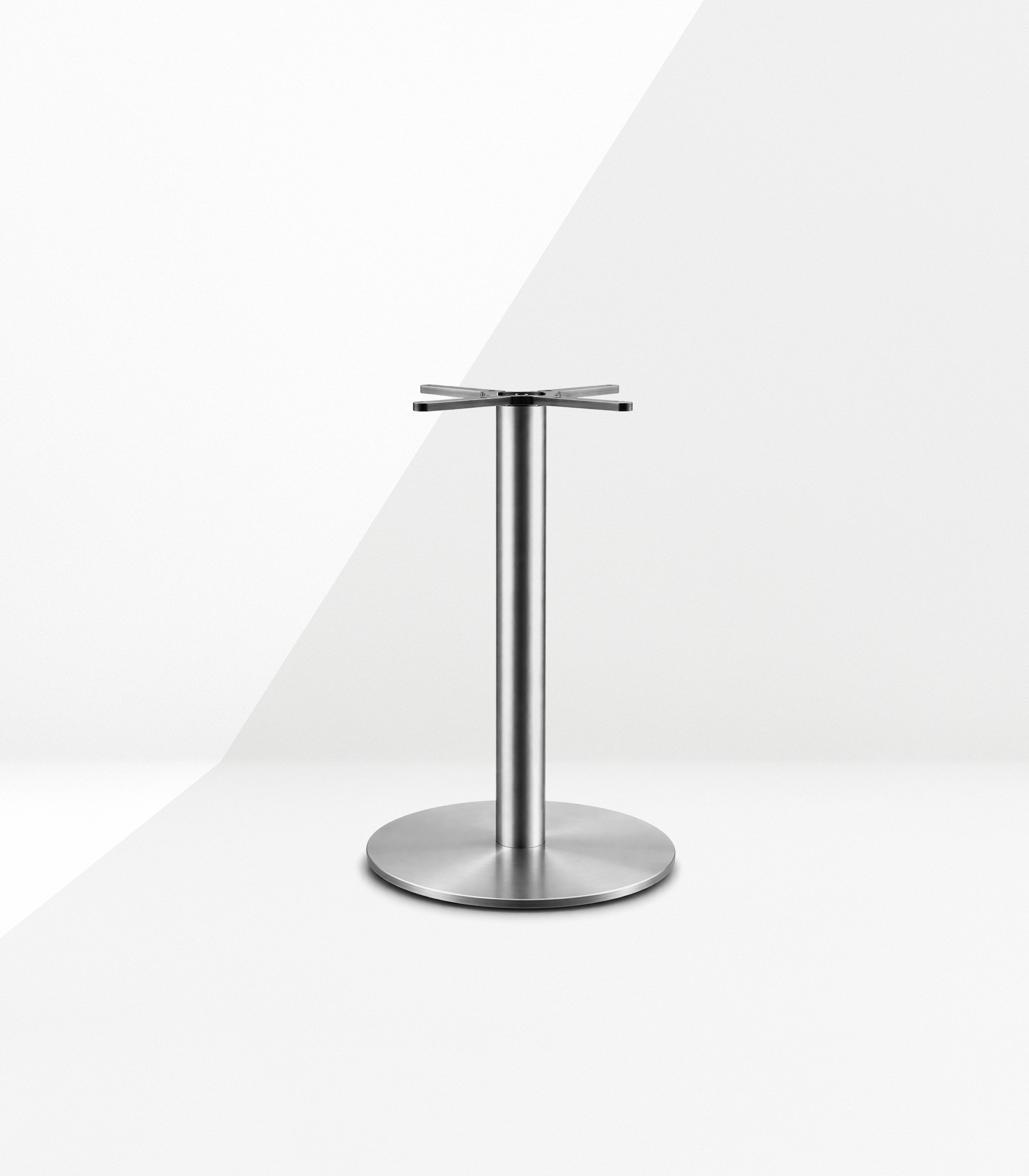 GT621 Aluminium Brushing Round Base