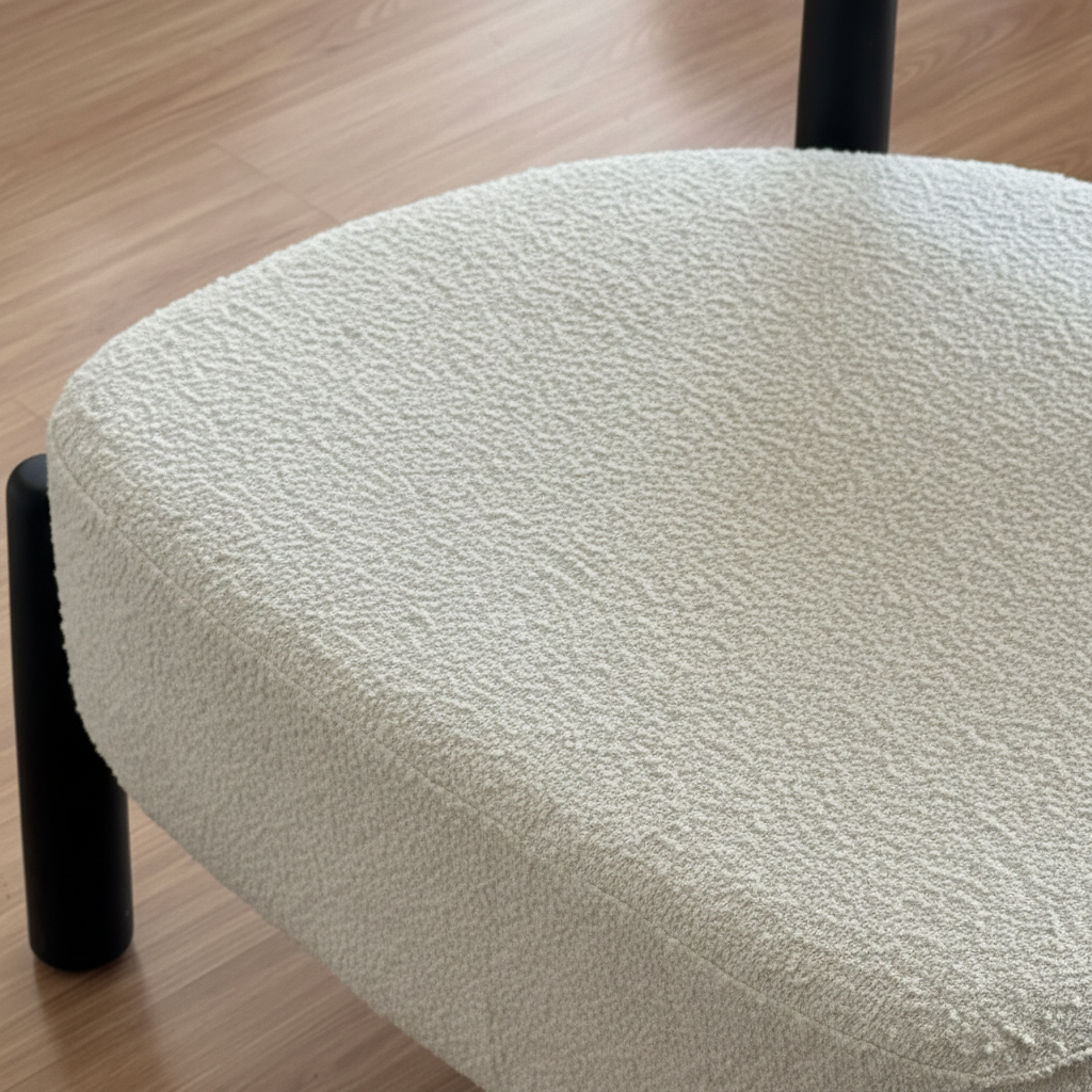 YOKO Lounge Chair