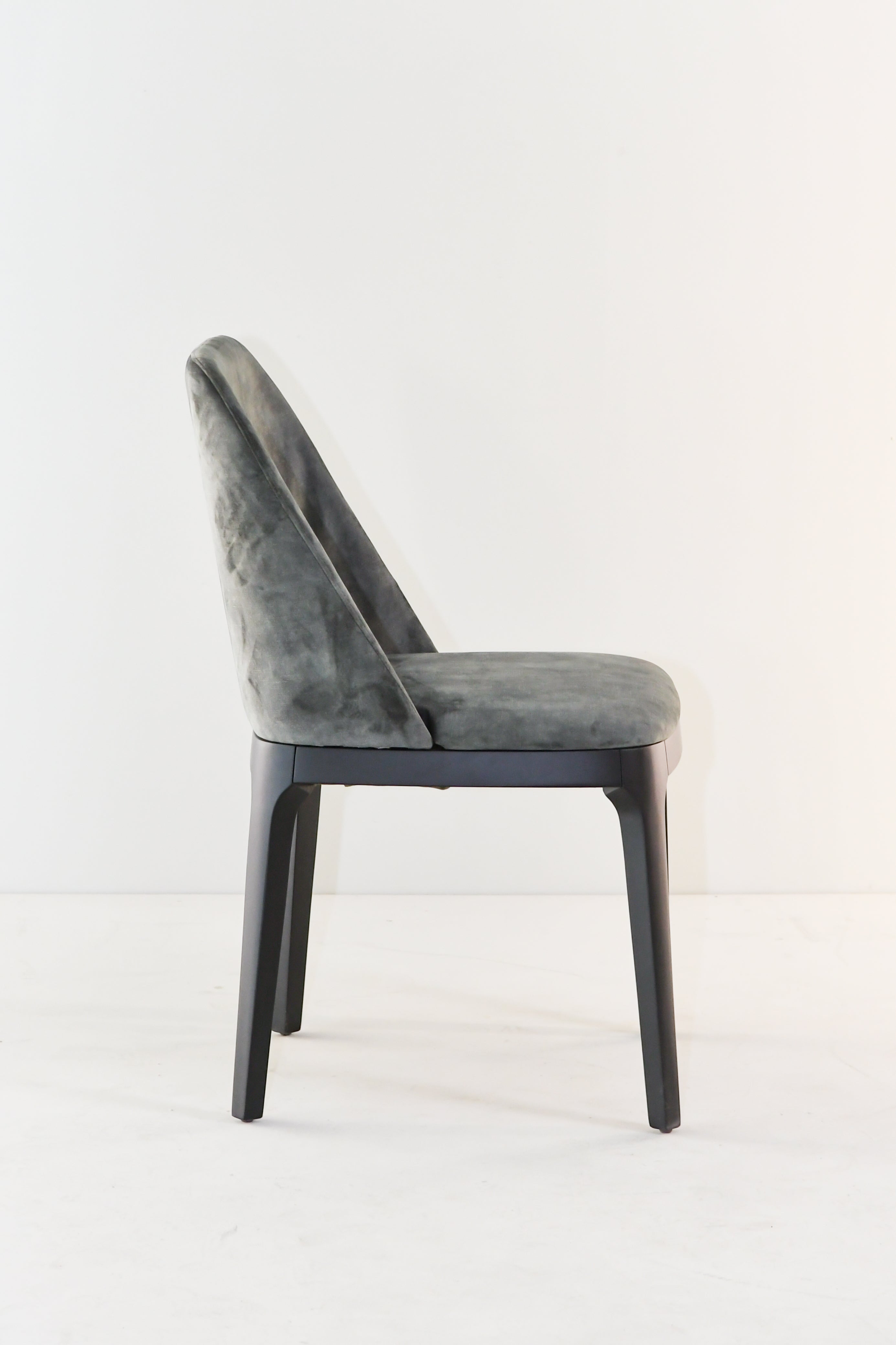 LESTER Dining Chair