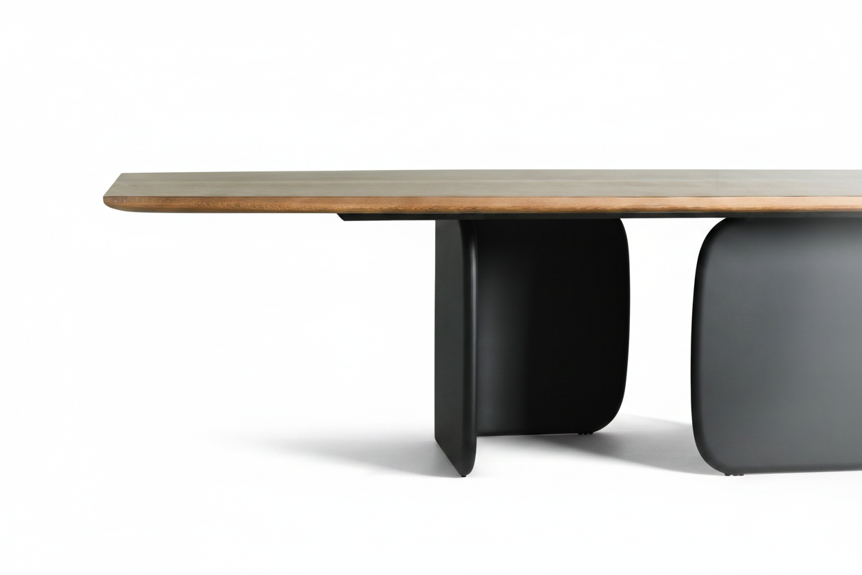 MARCO Dining Table