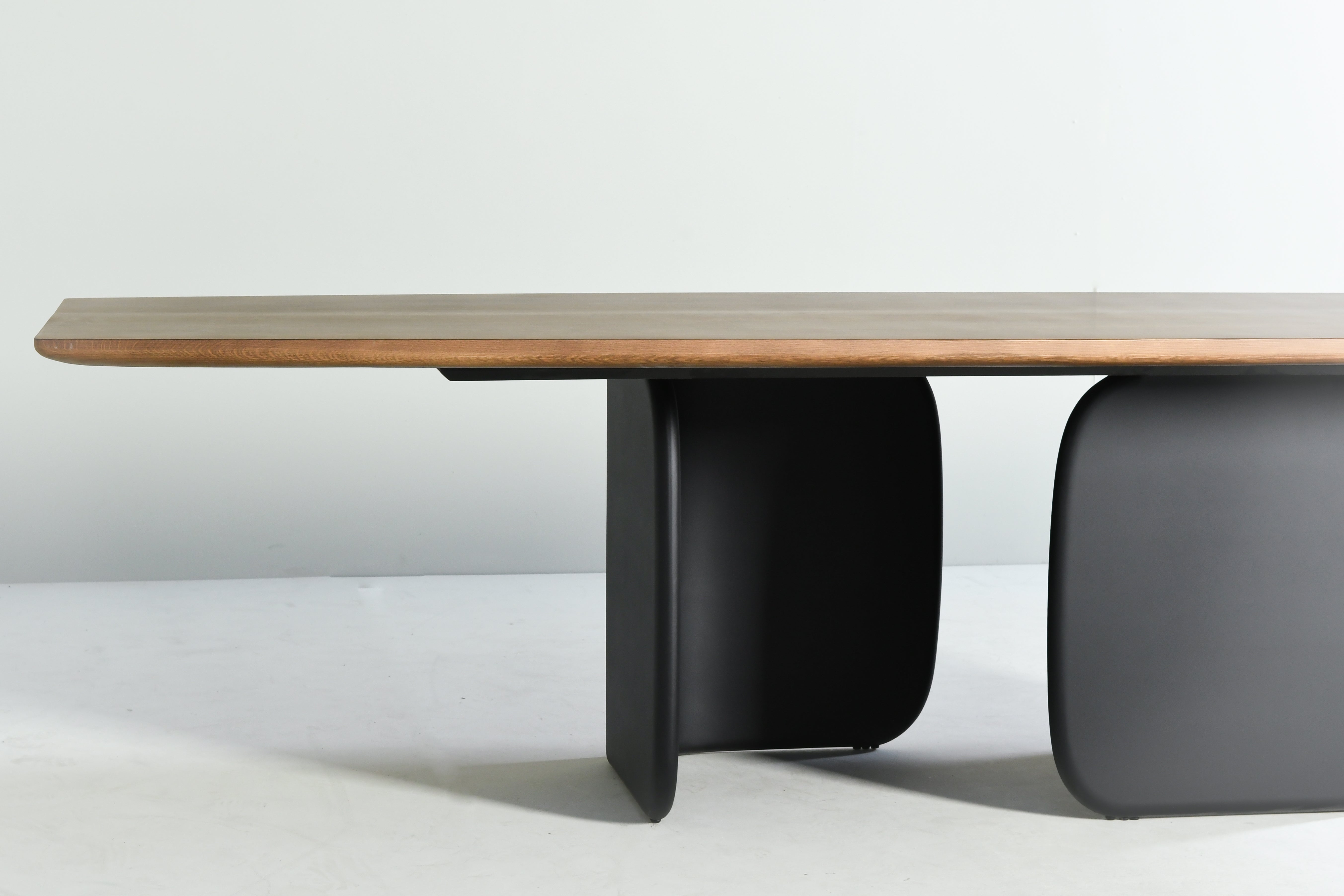 MARCO Dining Table