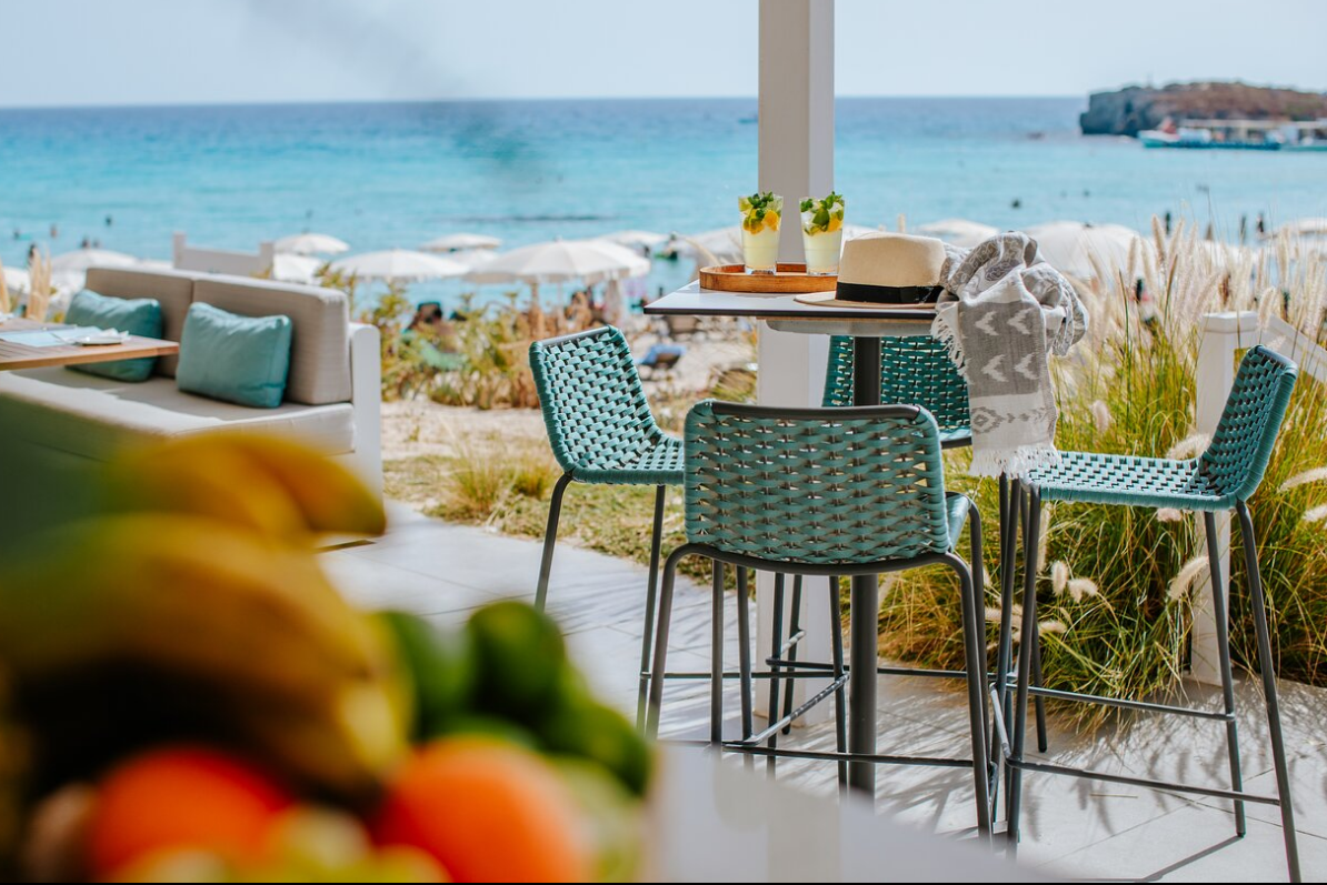 PALMA Stool in Anthracite and Cyan