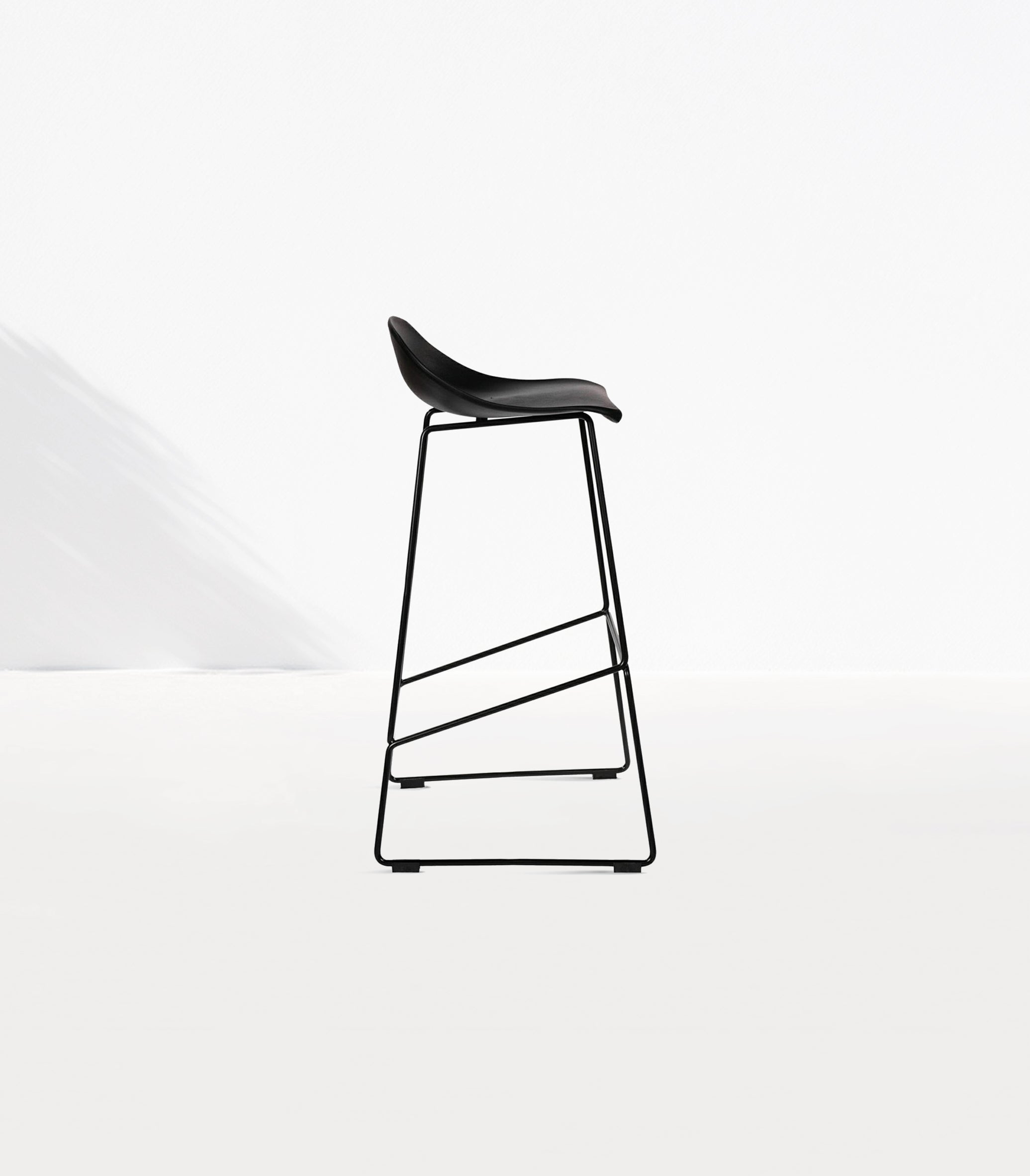 VINCY Stool in Black