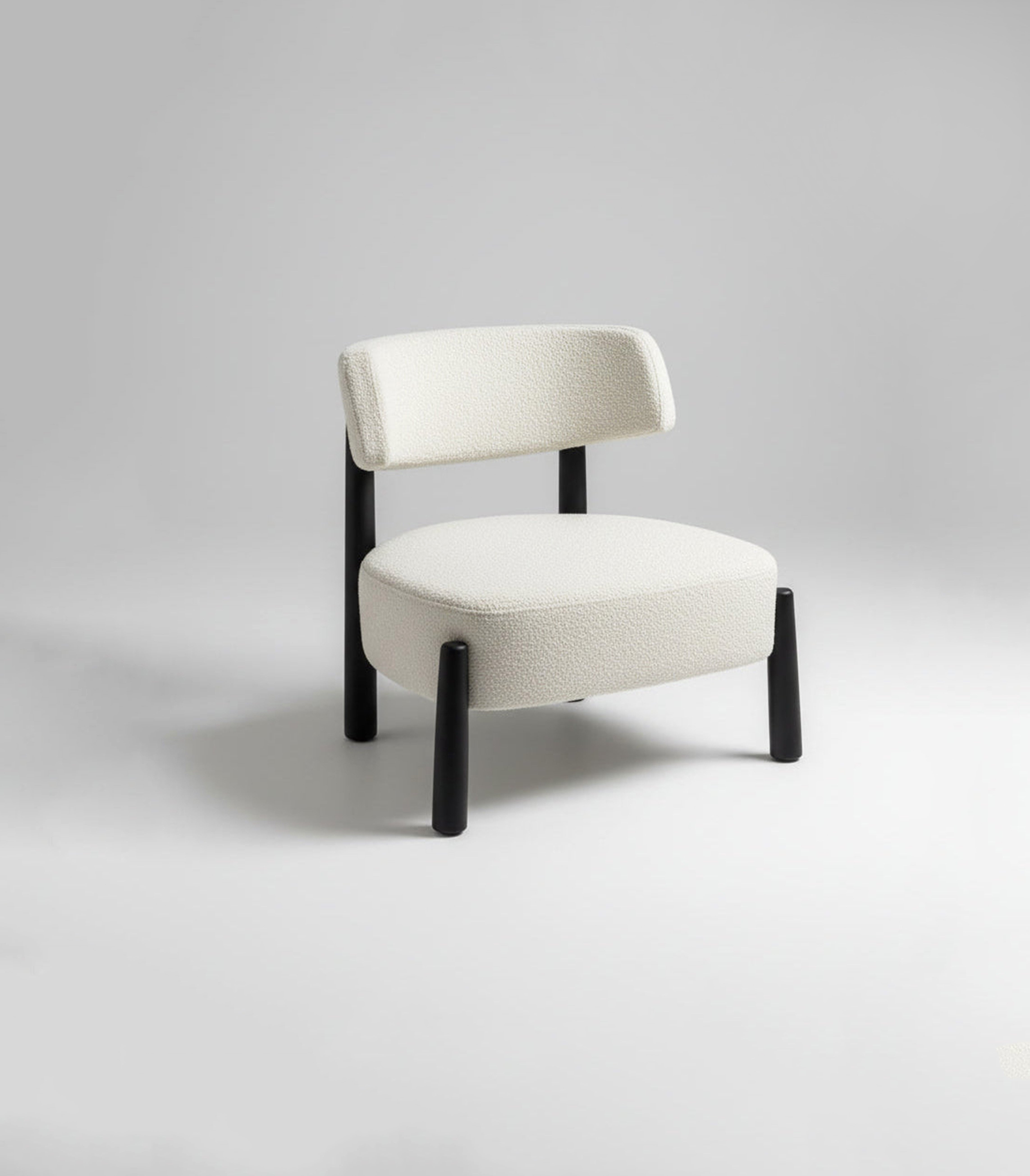 YOKO Lounge Chair